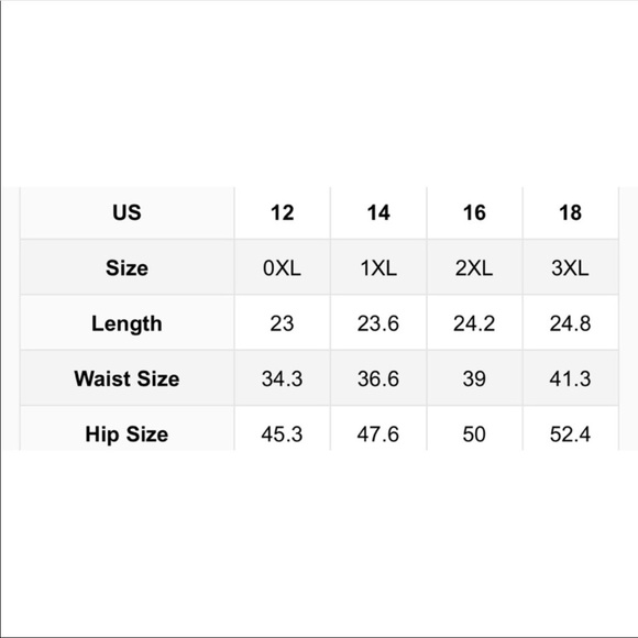 PLUS black vegan leather skirt - Picture 5 of 6